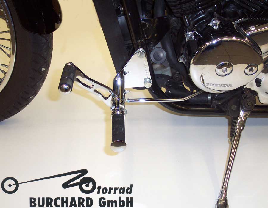 Forward Controls Kit 11 cm forward for Honda VT 750 Black Widow ABE