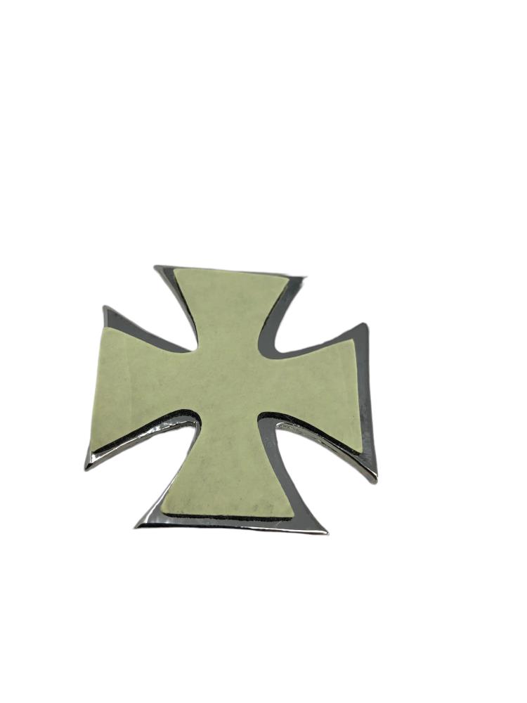 Emblema Highway Hawk "Cruz de hierro con calavera" en cromo de 4x4 cm para pegar en