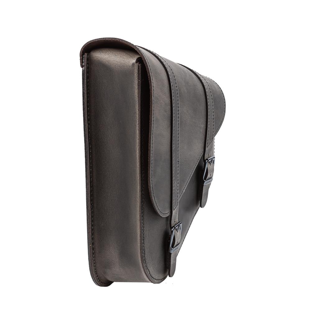 Ledrie swingarm bag "left" leather brown W=26xD=10xH=35/15cm 6,5 liters for Harley Davidson Softail till 2017/ Suzuki/Yamaha (1 piece)