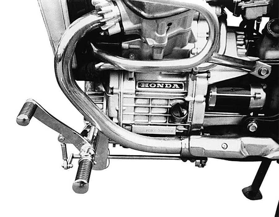 Sistema poggiapiedi 39 cm premontato per Honda CX 500 C TÜV