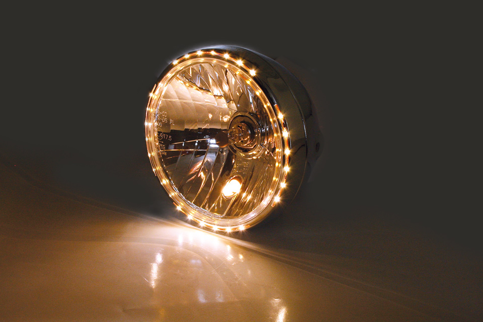 SHIN YO Phare 7 pouces RENO 2 avec feu de position LED dans l'anneau de la lampe, boîtier métallique, verre transparent (réflecteur prismatique), rond, fixation latérale, homologué E
