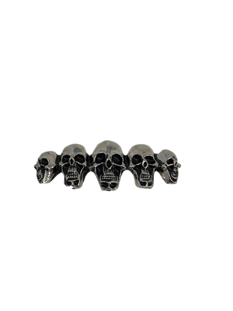 Highway Hawk emblème "Skulls" en chrome 4,5 cm de large à coller
