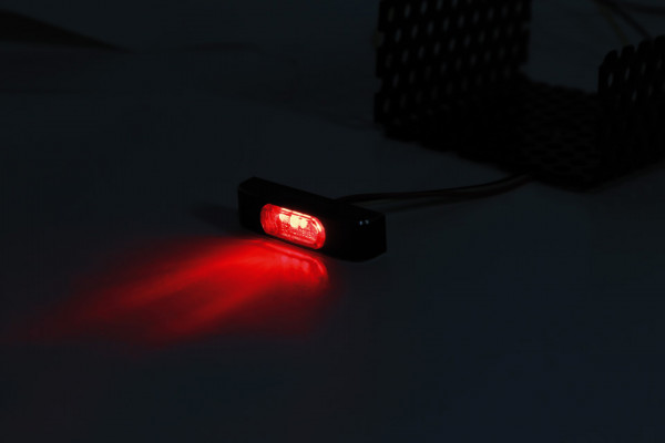 Piloto trasero HIGHSIDER CONERO T1 LED redondo, cristal rojo, anodizado negro, homologado E. (1 pieza)